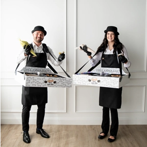 Cannoli Station / Strolling Cannoli Guy