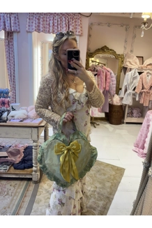 Green and gold bow..