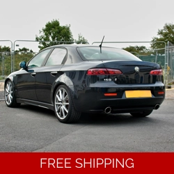 Alfa Romeo 159 straight thro..