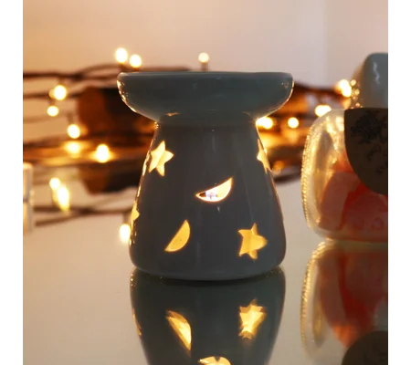 Sm Classic White Oil Burner - Moon & Star