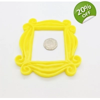 x1 FRIENDS Tv Show Inspired Peephole Replica Monica Door Frame Gift SMALL