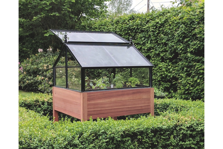 Moestuintafel met serre.. Moestuintafel met serre..
