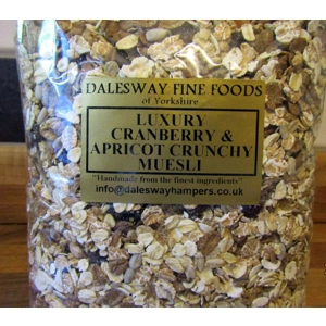LUXURY CRANBERRY N APRICOT CRUNCHY MUESLI