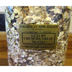 LUXURY CRUNCHY FRUIT MUESLI