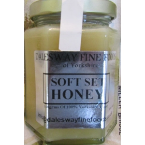 SOFT SET LOCAL YORKSHIRE HONEY
