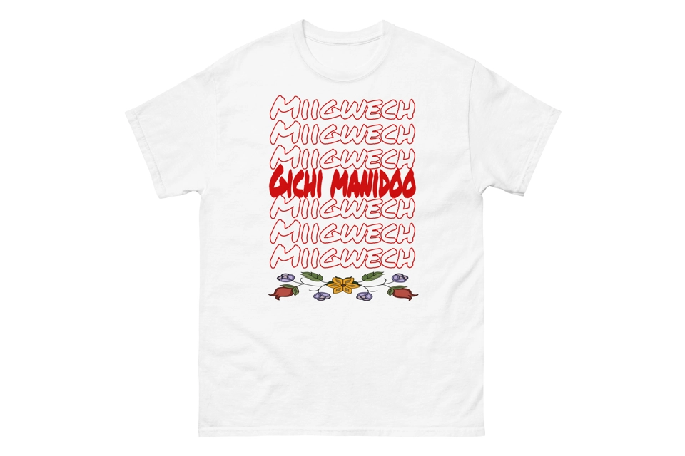 Miigwech gichi manidoo T-shirt