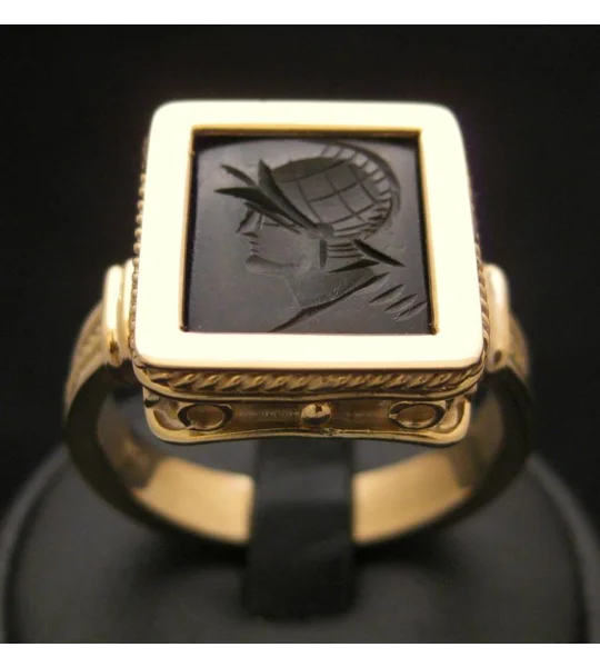 Spartan Warrior Signet Ring Onyx 18KT Gold