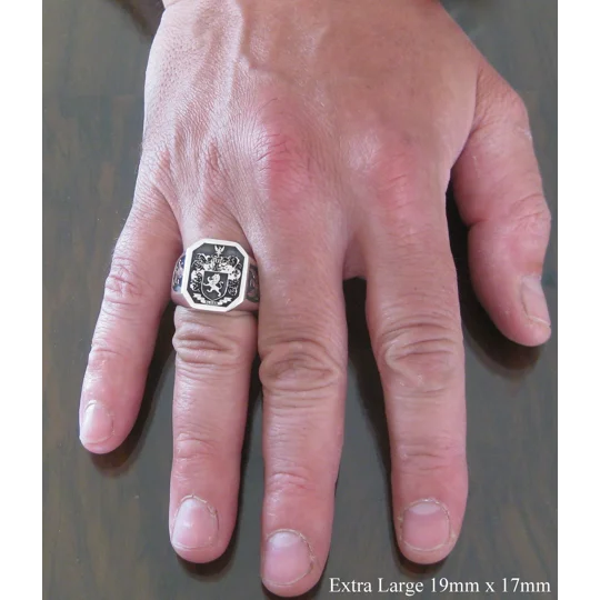 Wall Family Crest Ring
