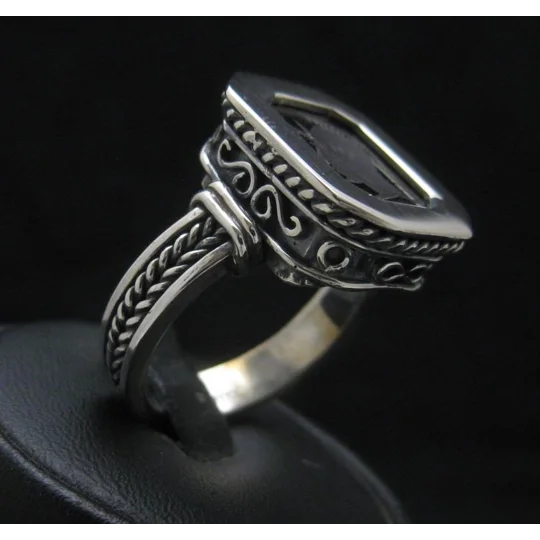 Roman Warrior Signet Ring - Onyx