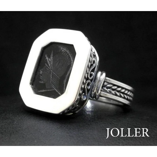 Roman Warrior Signet Ring - Onyx