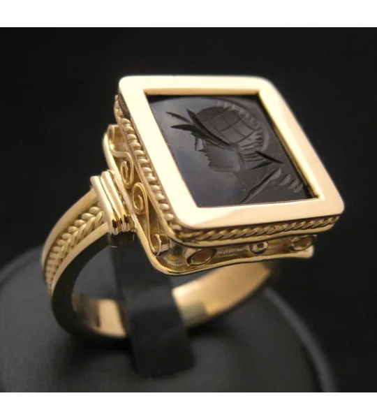 Spartan Warrior Signet Ring Onyx 18KT Gold