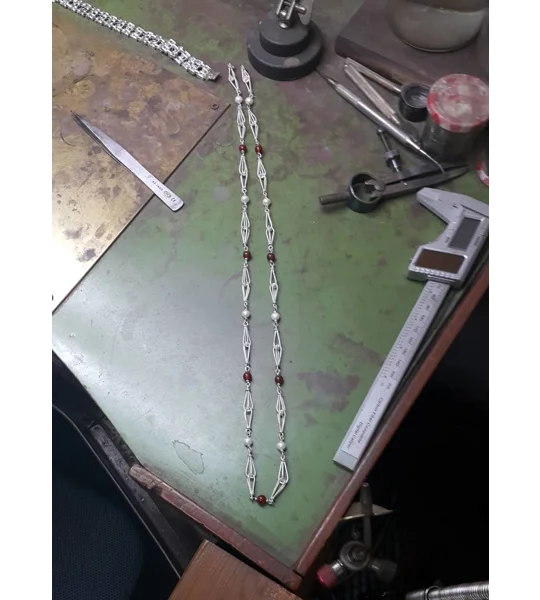 Handmade Necklace - Pearls Carnelians