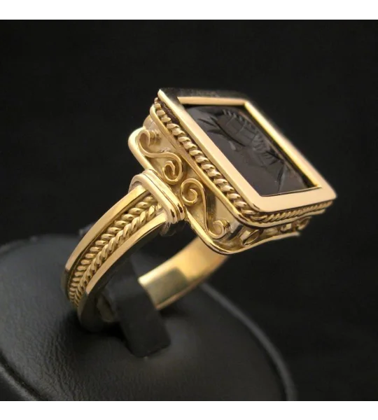 Spartan Warrior Signet Ring Onyx 18KT Gold