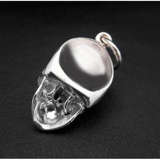 Silver Skull Pendant Platinum