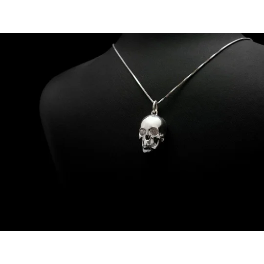 Silver Skull Pendant Platinum