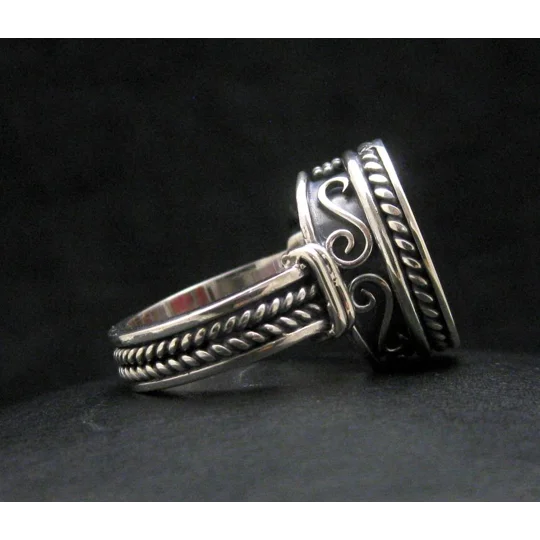 Antique Signet Ring God Hermes