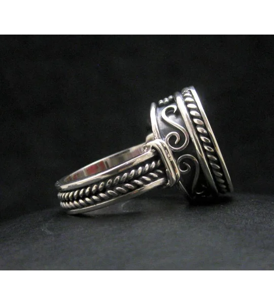 Antique Signet Ring God Hermes