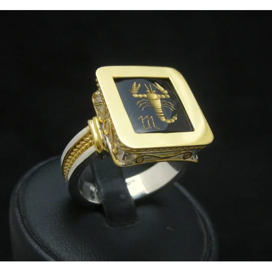Scorpio Signet Ring - Onyx