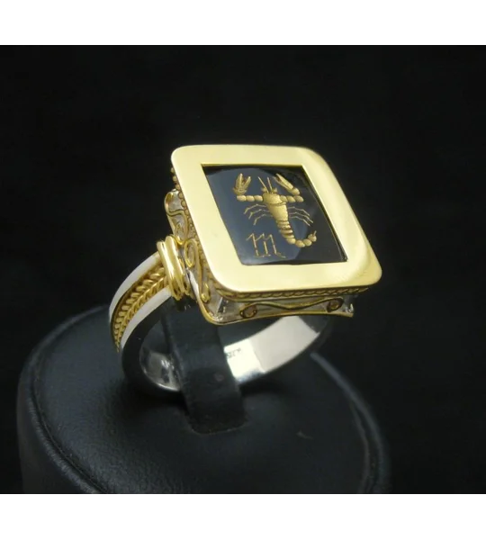Scorpio Signet Ring - Onyx