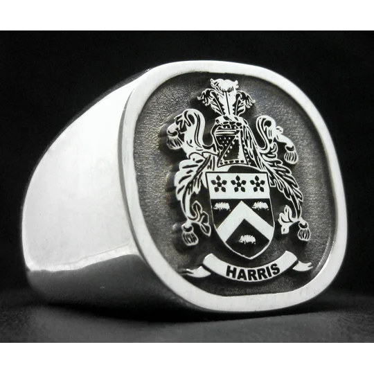 Harris Family Coat of Arms Ring