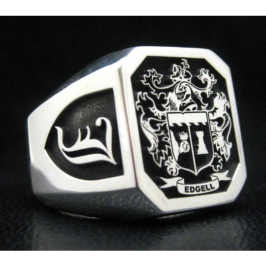 Edgell Coat of Arms Ring