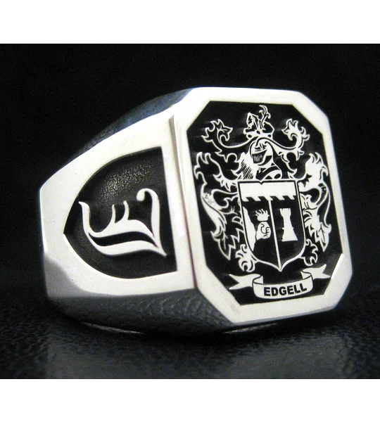 Edgell Coat of Arms Ring