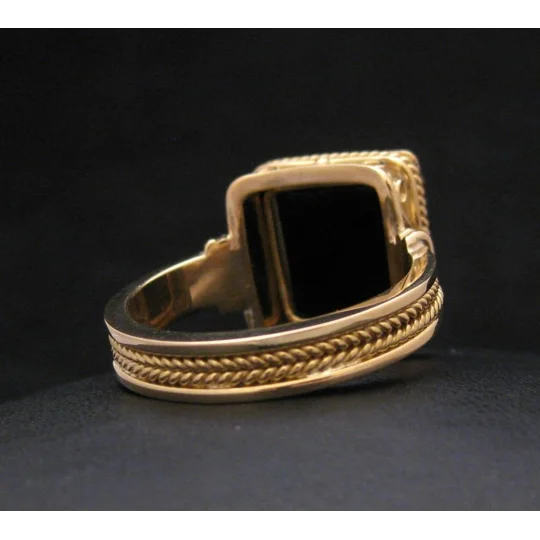 Spartan Warrior Signet Ring Onyx 18KT Gold