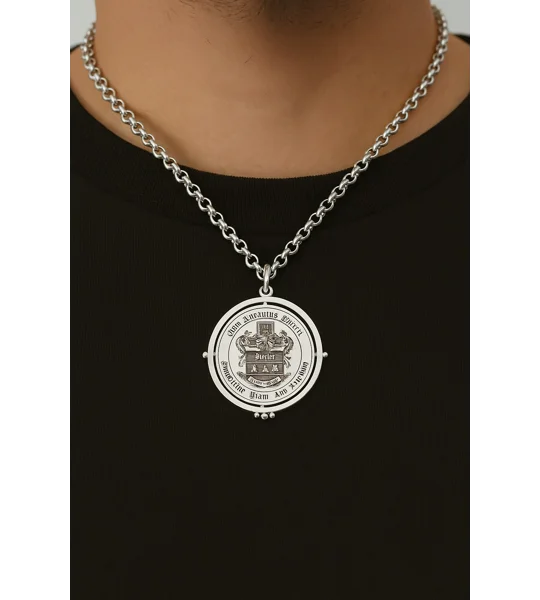 Model Family Crest Necklace P002FC
