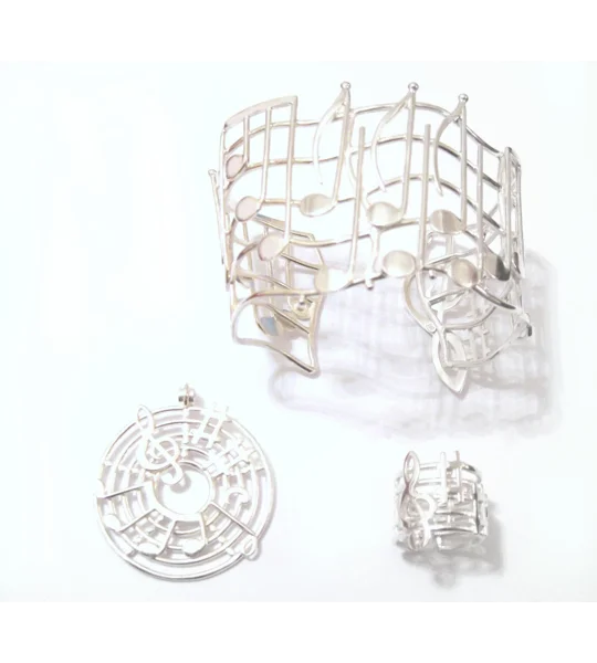 Music Ring - Swan Lake