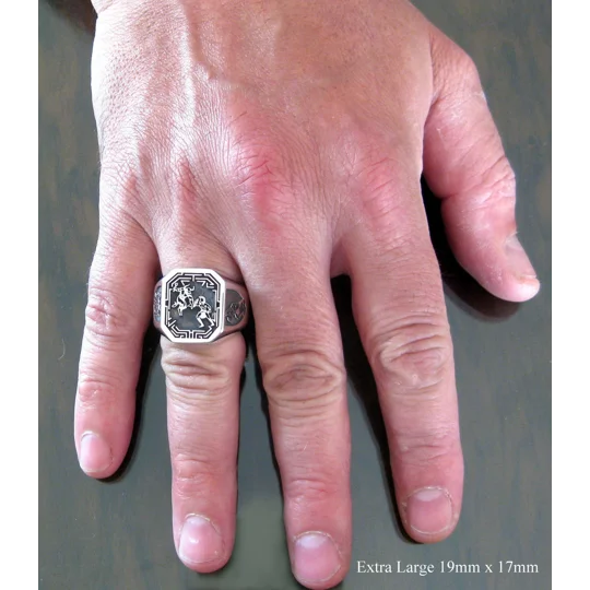 Theseus and the Minotaur Epic Battle Ring