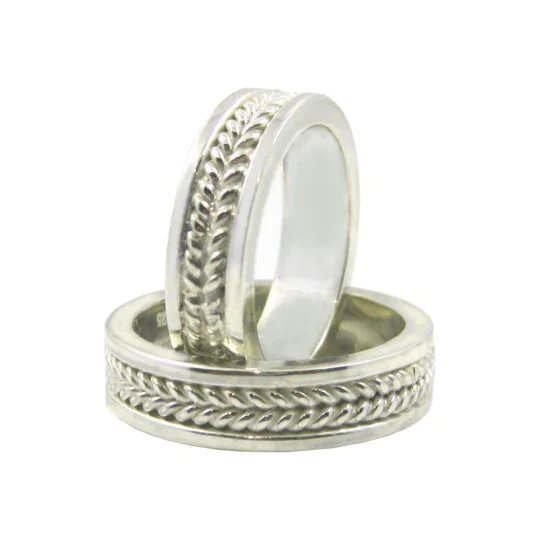 Wedding Band - Platinum