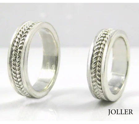 Wedding Band - Platinum