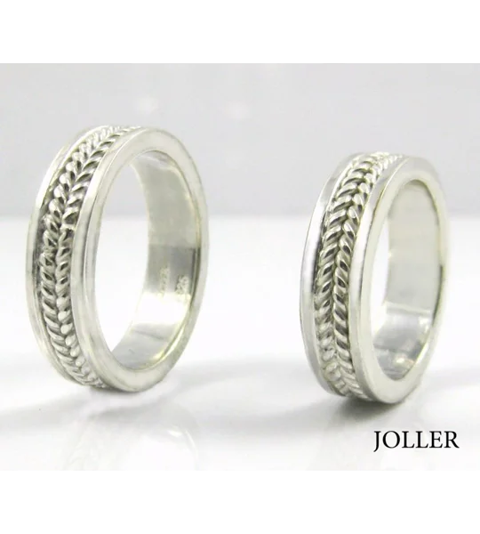 Wedding Band - Platinum