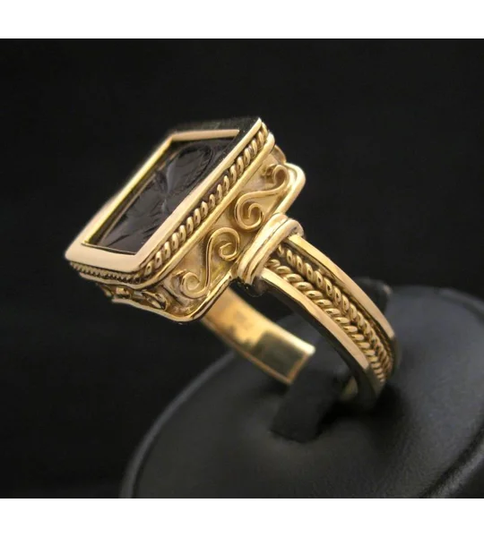 Spartan Warrior Signet Ring Onyx 18KT Gold