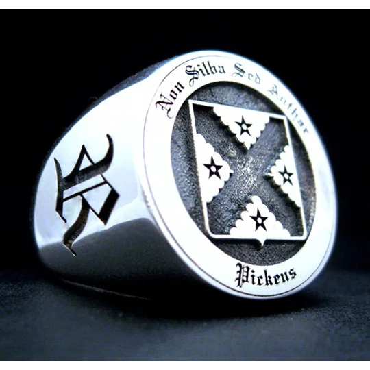 Family Crest Round Ring - Any Crest