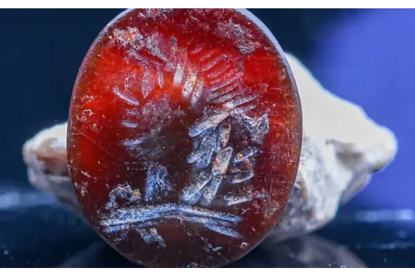 A 2,000-year-old gem seal depicting the Greek god Apollo found under the City of David