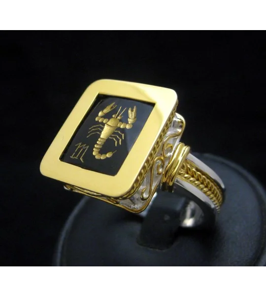 Scorpio Signet Ring - Onyx