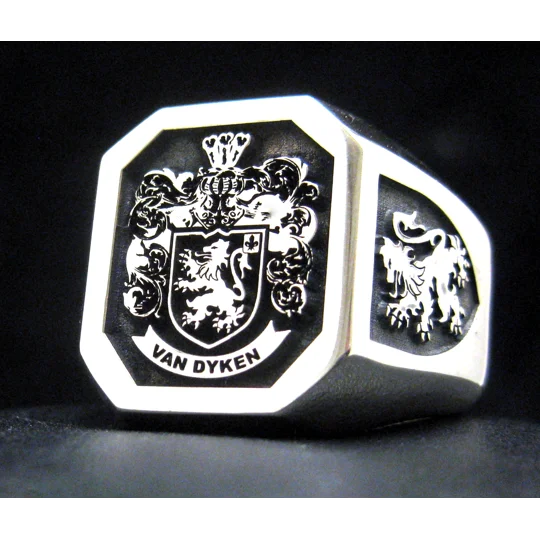 Van Family Crest Ring