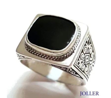 Men's Signet Ring Black Onyx