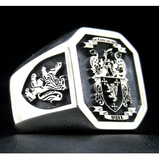 Wall Family Crest Ring