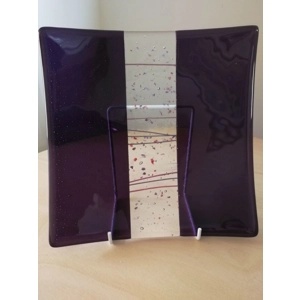 Amethyst, clear & purple stringer 20cm square plate Amethyst, clear & purple stringer 20cm square plate