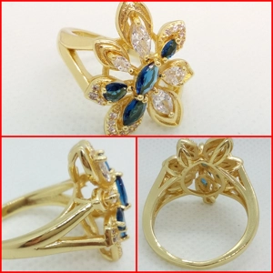 Sortija Flor Dorada - Talla 10 USA