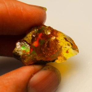 Ópalo Etiopía en Bruto - 14.70 Ct.