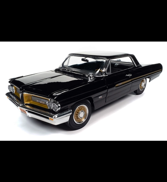 American Muscle 1962 Pontiac Grand Prix  (Fireball Roberts) 1/18 Diecast