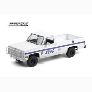 N.Y.P.D. 1984 Chevy CUCV M1008 1:18 Scale