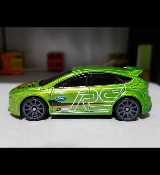 Hot Wheels Ford Focus RS