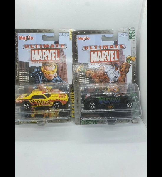 2-Ultimate Marvel Cyclops & Rogue Cars