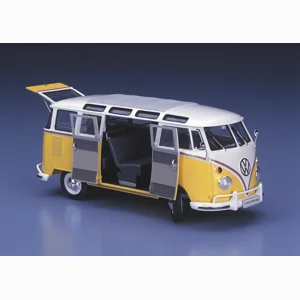 Hasegawa Volkswagen Type 2 Minibus Model Kit