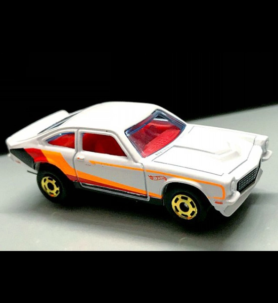 Hot Wheels Flying Custom- Custom V-8 Vega
