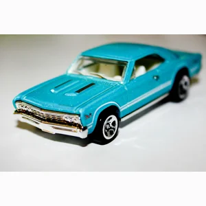 Hot Wheels 2010 New Models - 1967 Chevelle SS 396 1/64 Diecast